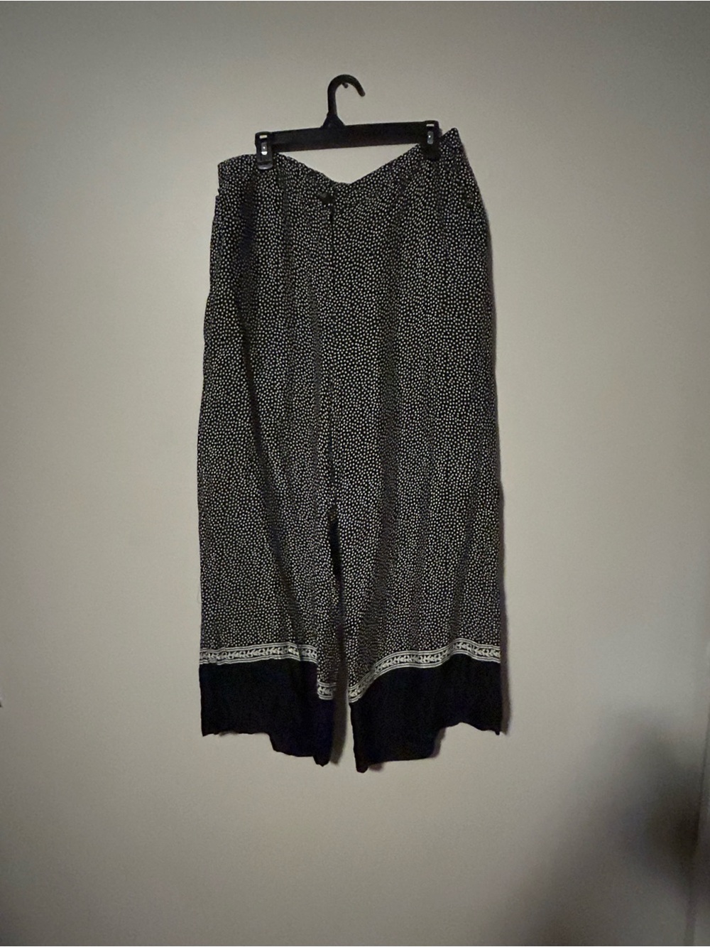 Black & White Wide Leg Printed Pants